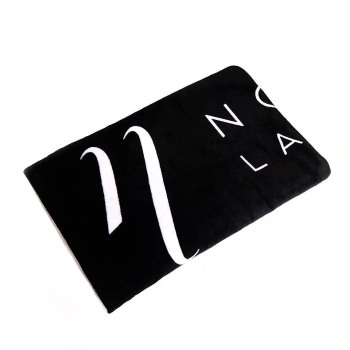 Koc z logo Noble Lashes - Czarny