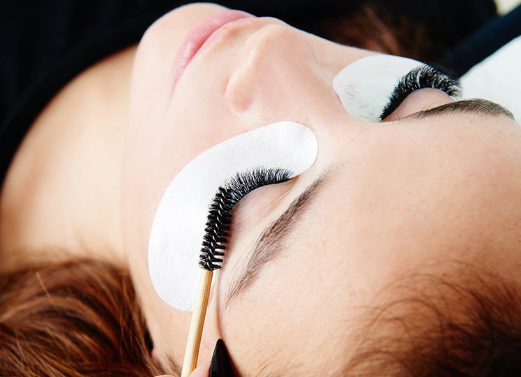 Rzęsy w kącikach są najbardziej narażone na wypadanie Rzęsy w kącikach Noble Lashes
