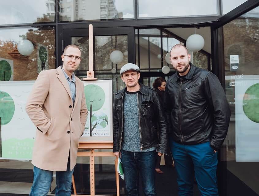 Paweł i Karol Wojciechowscy z Bartłomiejem Topa Właściciele marki Noble Lashes z Bartłomiejem Topa