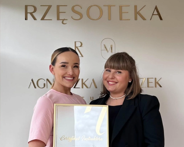 Poznaj Aleksandrę Andrzejewską – nową instruktorkę Noble Lashes!