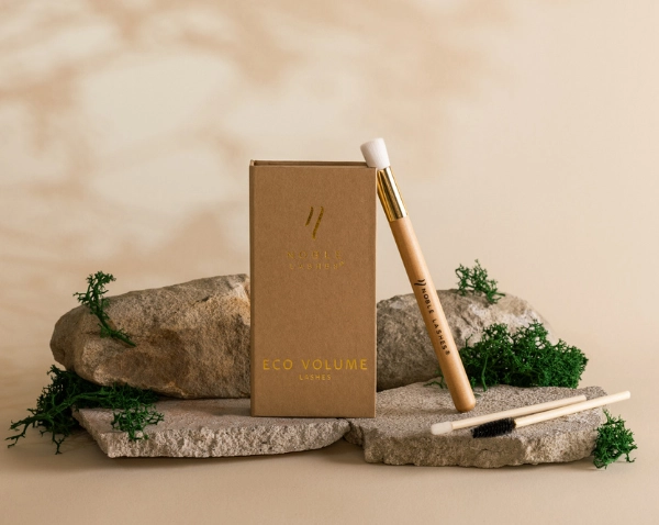 Święto Drzewa z Noble Lashes – ekologia w branży beauty