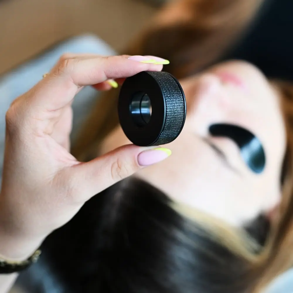 Taśma do przedłużania rzęs metodą UV