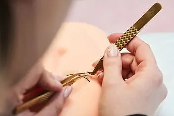 Pęseta do rzęs Noble Gold PRO 2