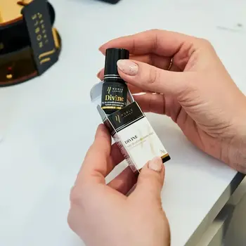 Klej do rzęs Divine 3g