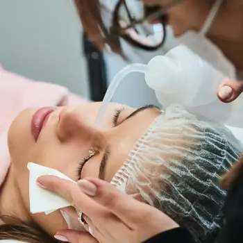 Butelka tryskawka do mycia rzęs 250 ml