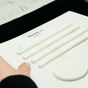 Karty pracy do ćwiczeń przedłużania rzęs