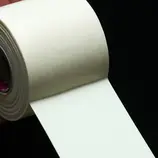 Duża taśma piankowa do podklejania dolnych rzęs 5m x 5cm 2