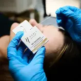 Nić barwiąca do łuków brwiowych