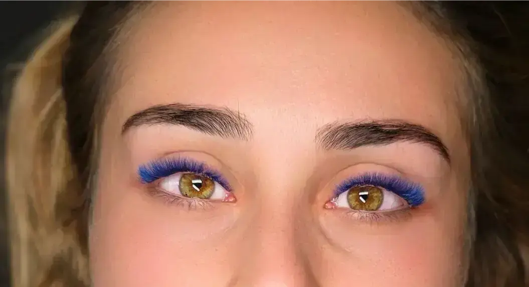 Dodaj koloru swoim oczom - kolorowe stylizacje z efektem WOW