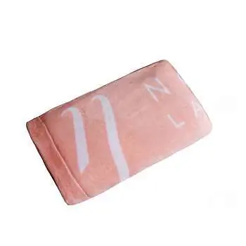 Koc z logo Noble Lashes 