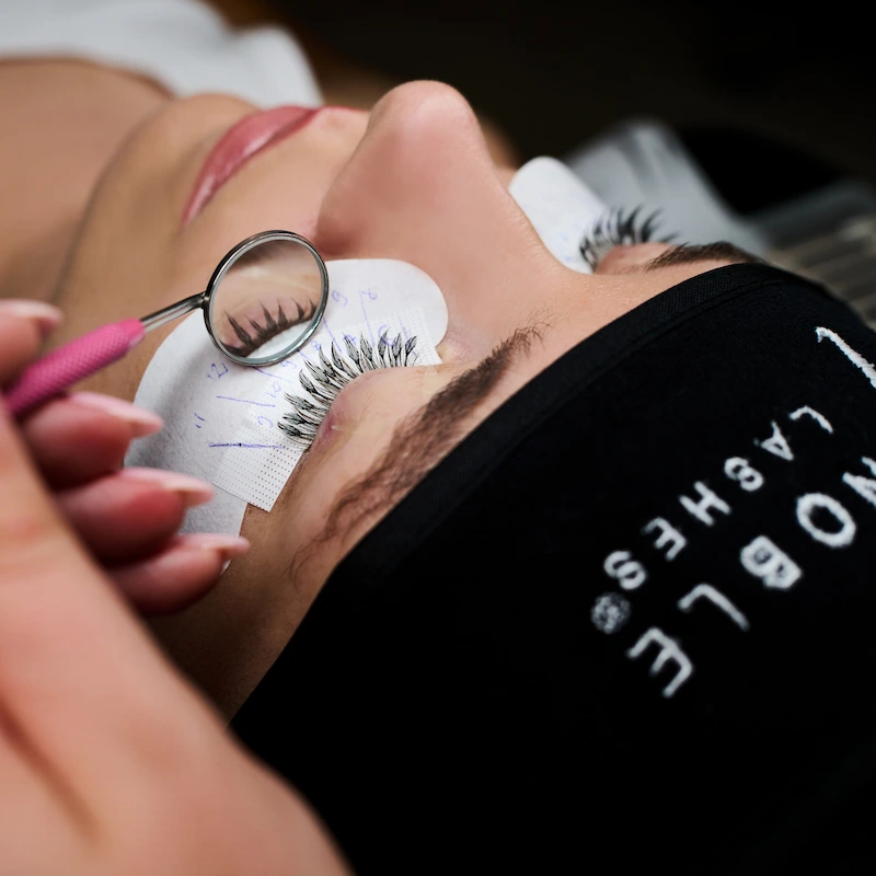 Lusterko Noble Lashes