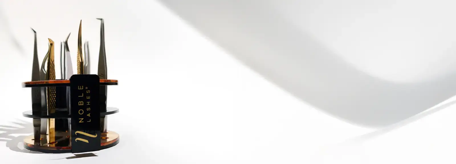 Dlaczego stylistki kochają akurat te pęsety?