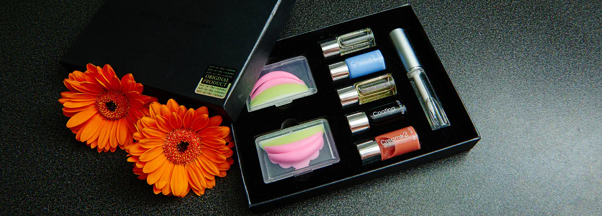 Lifting i laminacja rzęs krok po kroku – jak uzyskać perfekcyjny efekt? Czy warto robić lifting rzęs?