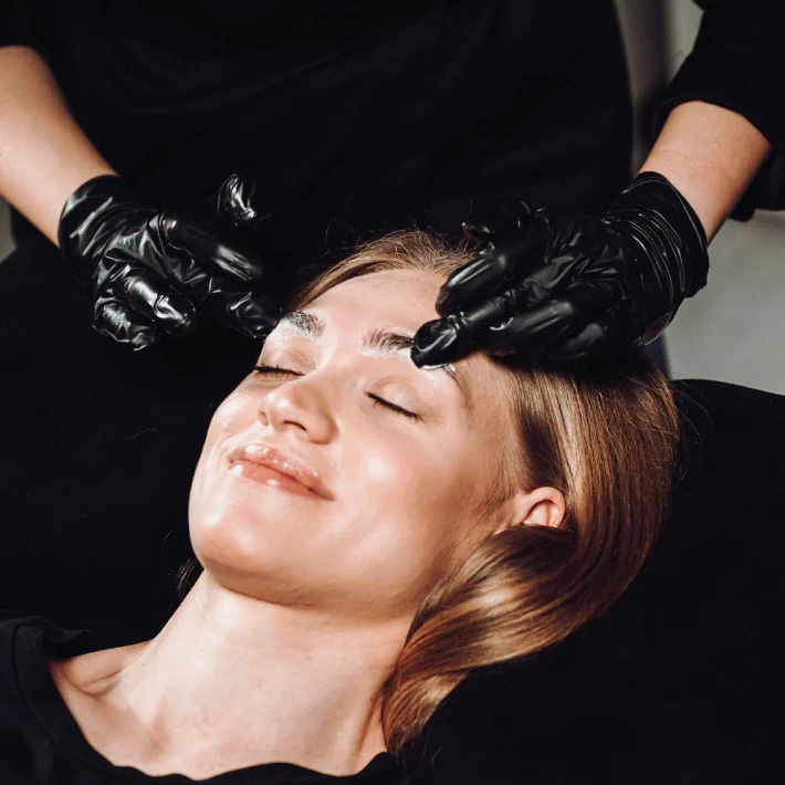 Peeling do brwi Noble Brow