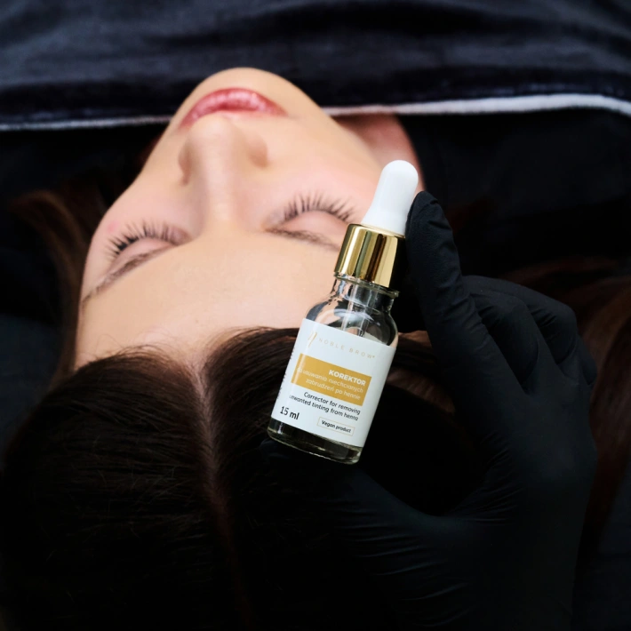 Remover, korektor do brwi Noble Brow