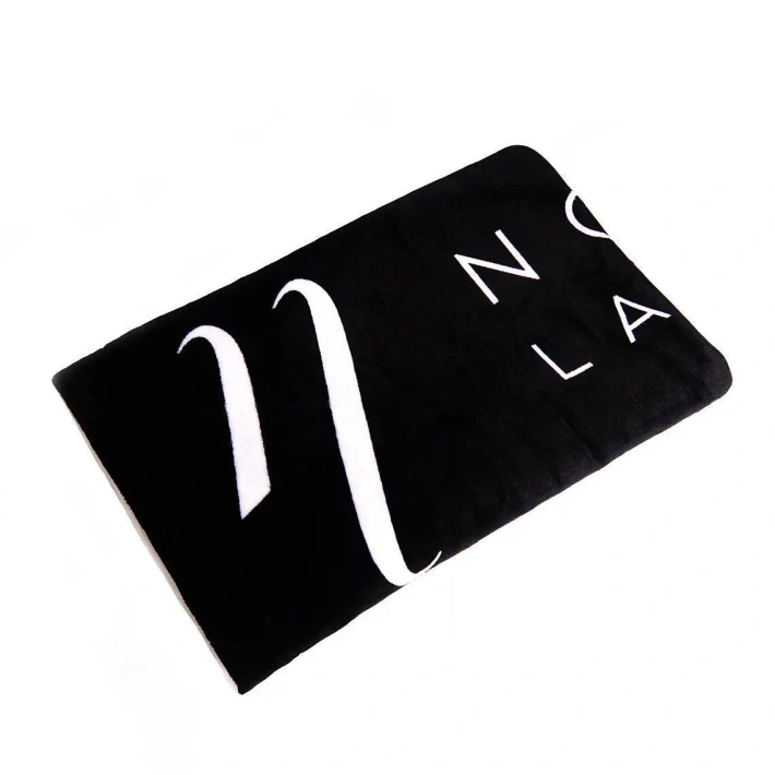 Koc z logo Noble Lashes - Carmel